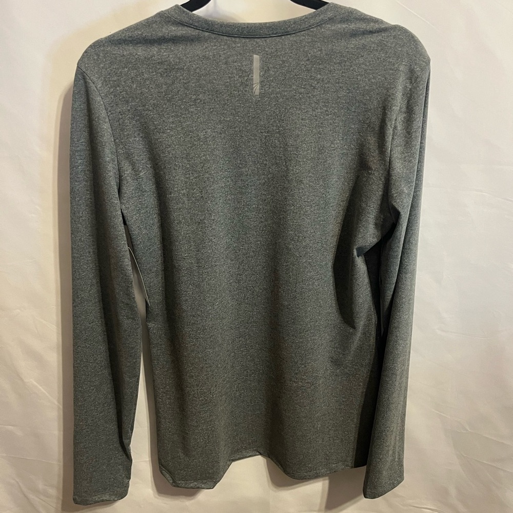 Marika Tek Gray Performance Wear Athletic Top Size XL - Picture 2 of 4